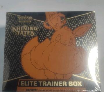 Shining Fates Elite Trainer Box (2 beschikbaar)