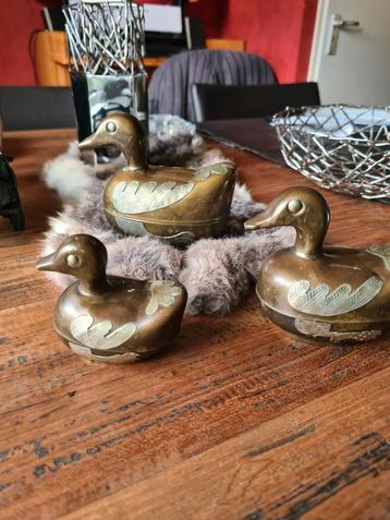 Set van 3 messing eendjes. beschikbaar voor biedingen
