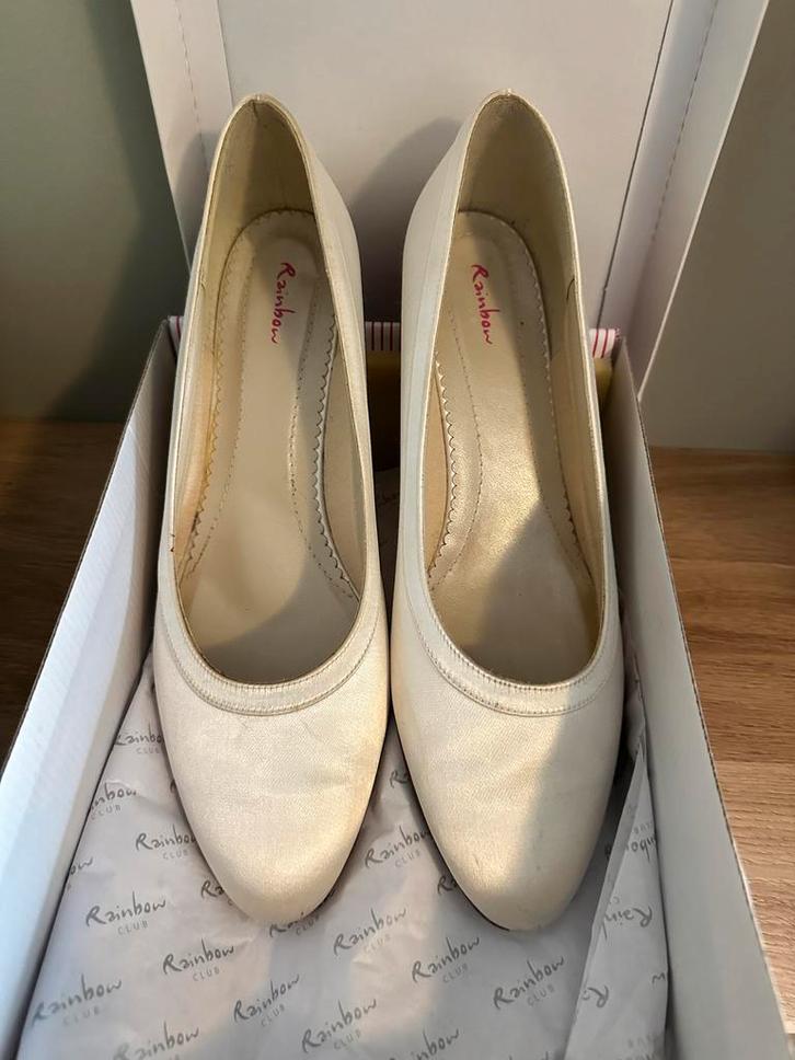 Rainbow Club Trouwschoenen Maat 41, Kleding | Dames, Schoenen, Gedragen, Schoenen met lage hakken, Wit, Ophalen of Verzenden