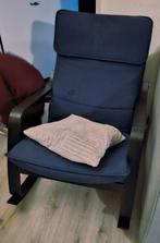 Ikea Poäng Schommelstoel met Donkerblauwe Kussens, Huis en Inrichting, Fauteuils, Ophalen, Gebruikt, 75 tot 100 cm, 50 tot 75 cm