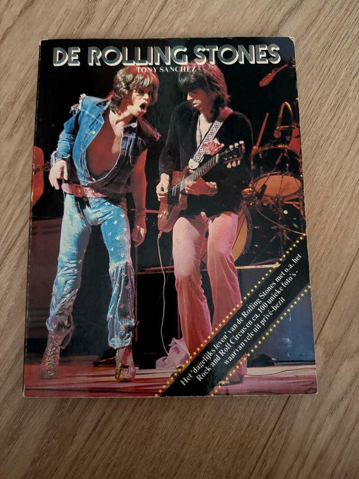 De Rolling Stones, Boeken, Muziek, Zo goed als nieuw, Artiest, Ophalen of Verzenden