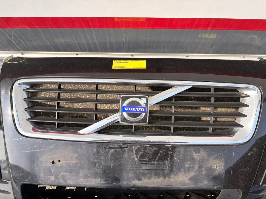 Voorbumper compleet Volvo C30 (tot 2010) - Gebruikt, Auto-onderdelen, Gebruikt, Voor, Ophalen of Verzenden, Volvo