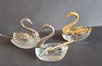 3 Mooie antieke zoutvaatjes in de vorm van een zwaan., Ophalen of Verzenden