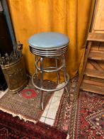 2 barkrukken ( gereserveerd ), 2 krukken, Ophalen, Zo goed als nieuw, 60 tot 90 cm