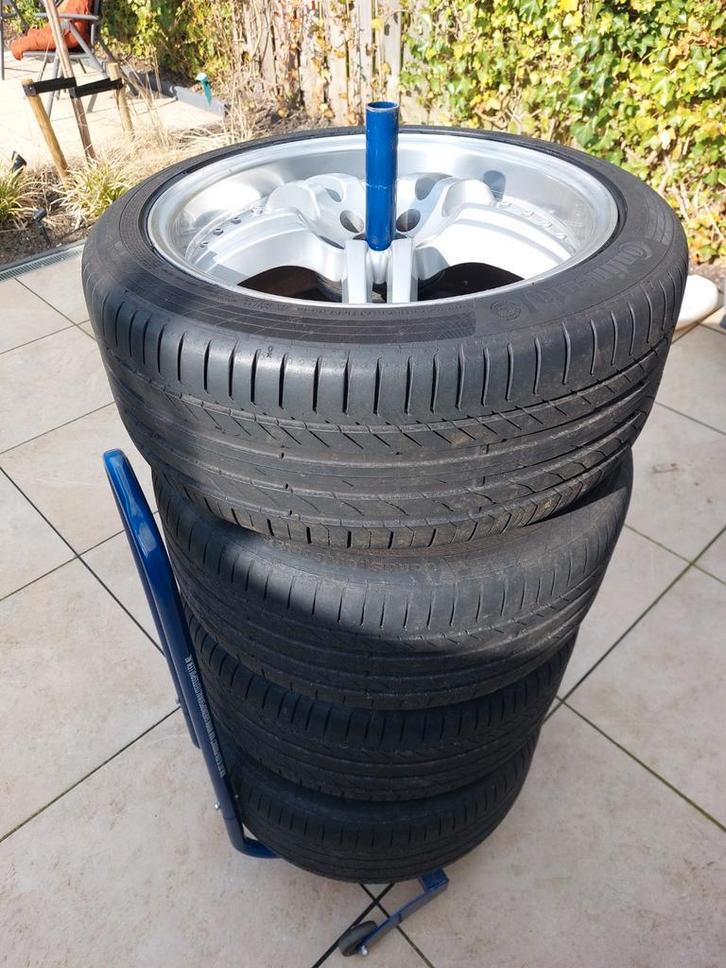 Mercedes W204 Velgen en Banden - Continental Zomerbanden, Auto-onderdelen, Banden en Velgen, Banden en Velgen, Zomerbanden, 18 inch