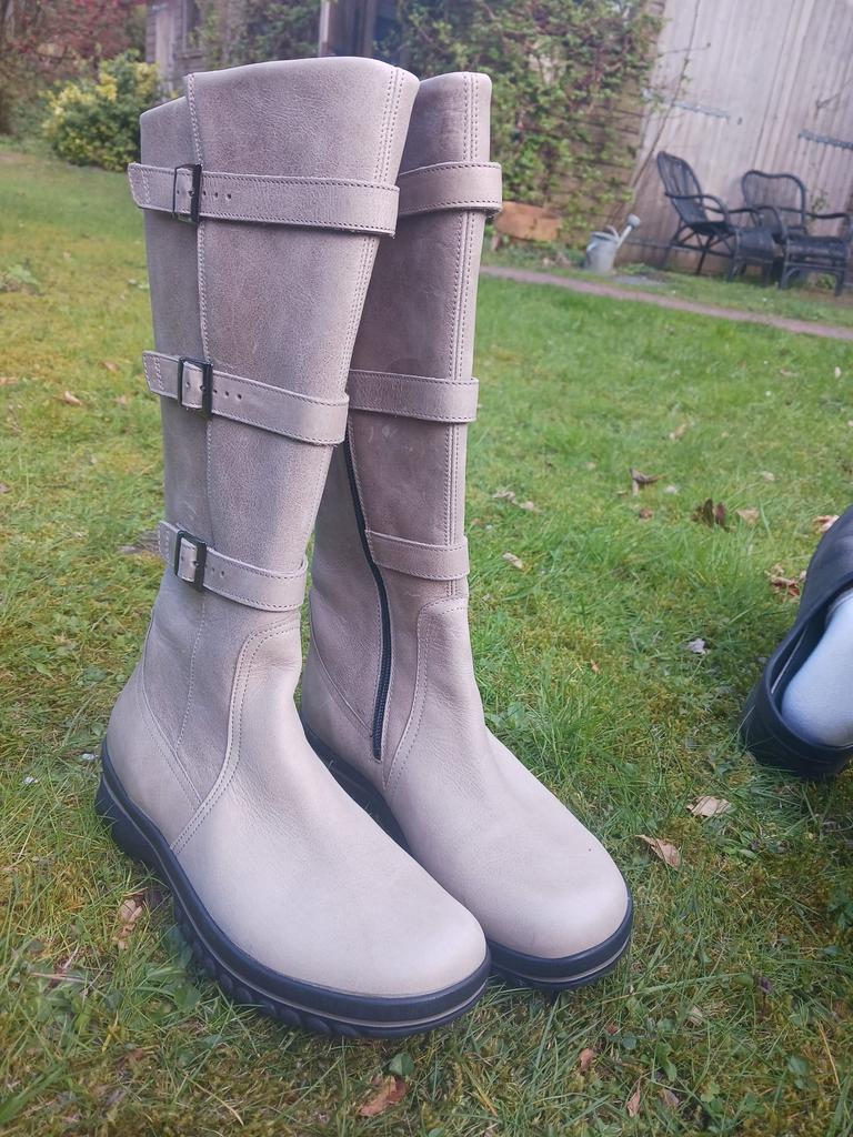 laarzen ongedragen 37 merk Hartjes, Hoge laarzen, Beige, Nieuw, Ophalen of Verzenden