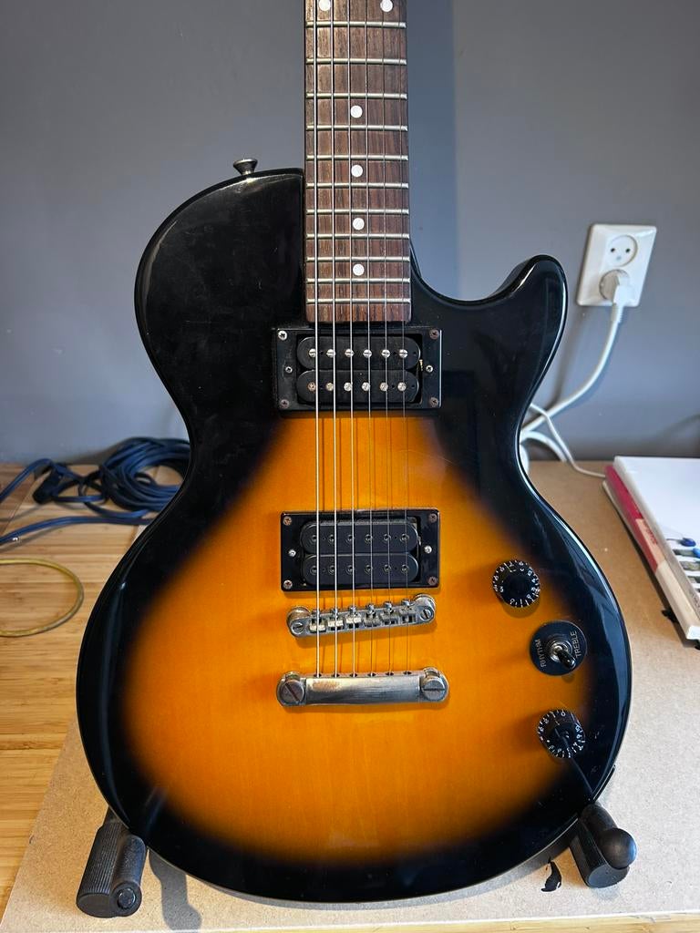 Epiphone Les Paul Special II Sunburst. Klus gitaar, Muziek en Instrumenten, Snaarinstrumenten | Gitaren | Elektrisch, Ophalen