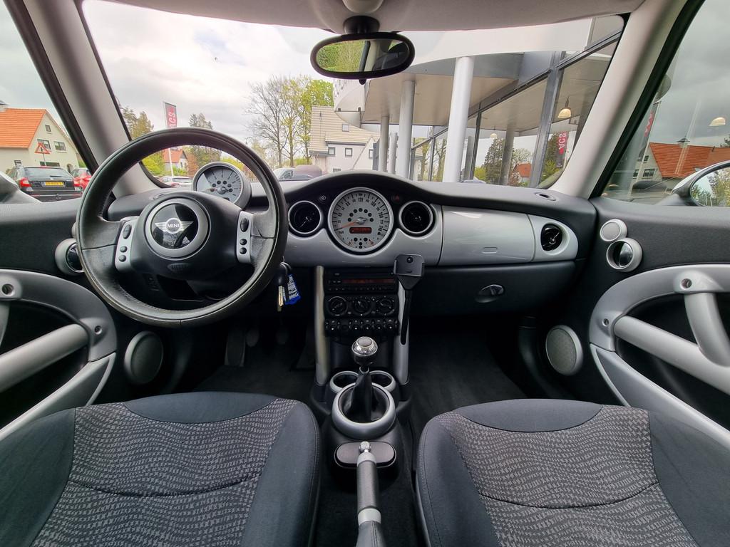 MINI 1.6 Cooper Pepper | Top onderhouden | NL auto | Rijklaa, Gebruikt, 4 cilinders, 4 stoelen, 116 pk