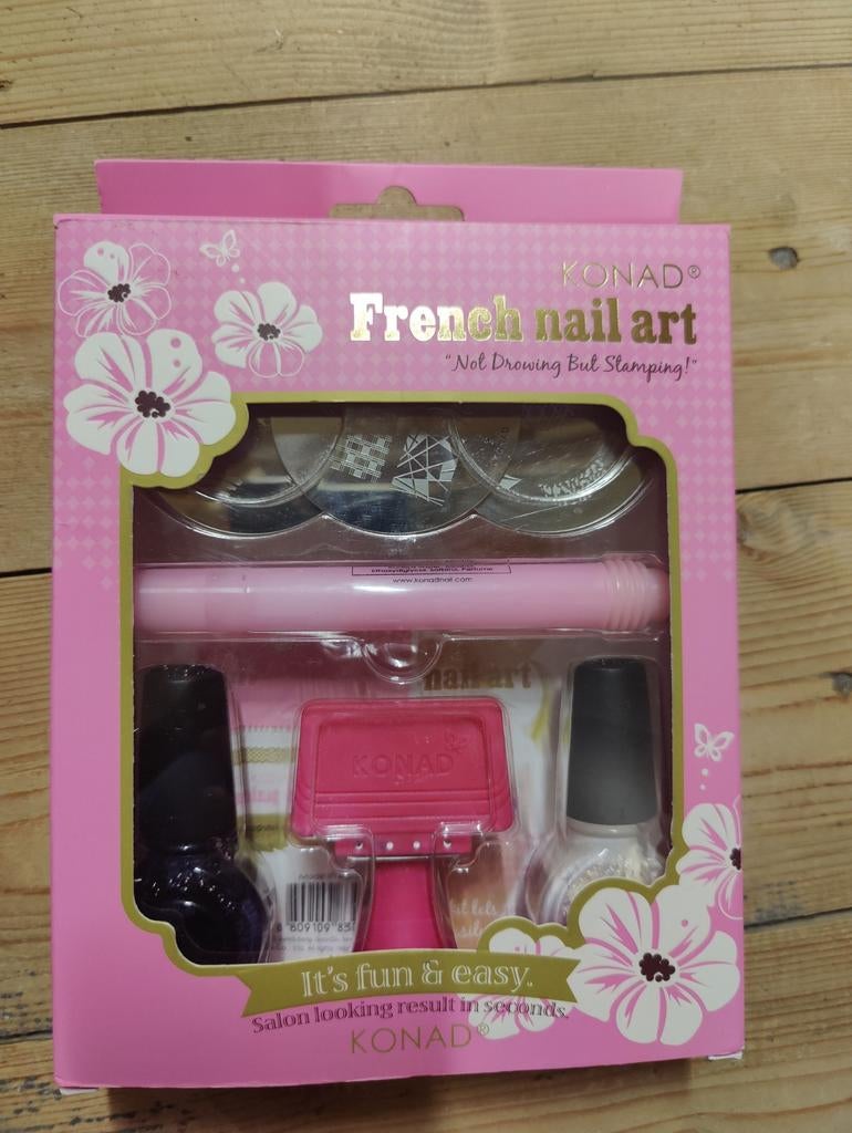 Konad French Nail Art Stempel Set - Roze, Ophalen of Verzenden, Zo goed als nieuw, Toebehoren, Handen en Nagels