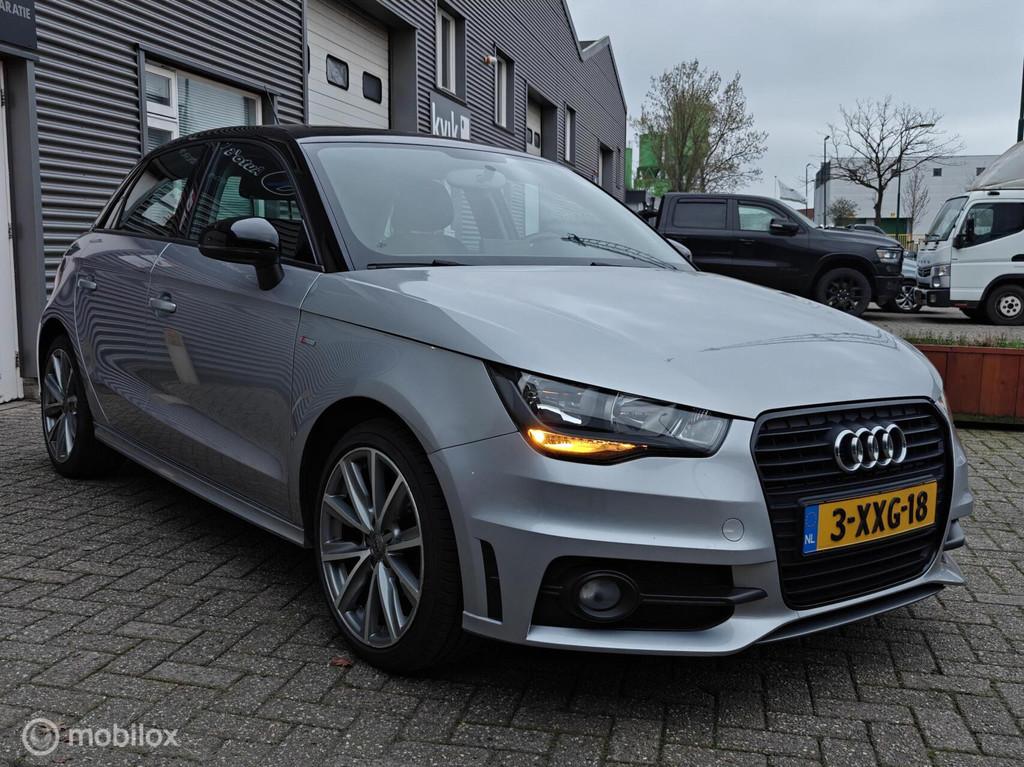 Audi A1 Sportback 5-deurs 1.2TFSi Admired Navigatie Led LM17, Auto's, Audi, Euro 5, 86 pk, 4 cilinders, 4 stoelen