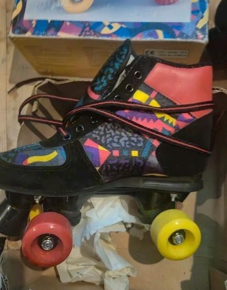 Vintage Roller Skates - Kleurrijk en Retro  maat 38 (nieuw), Overige merken, Gebruikt, Dames, Overige typen