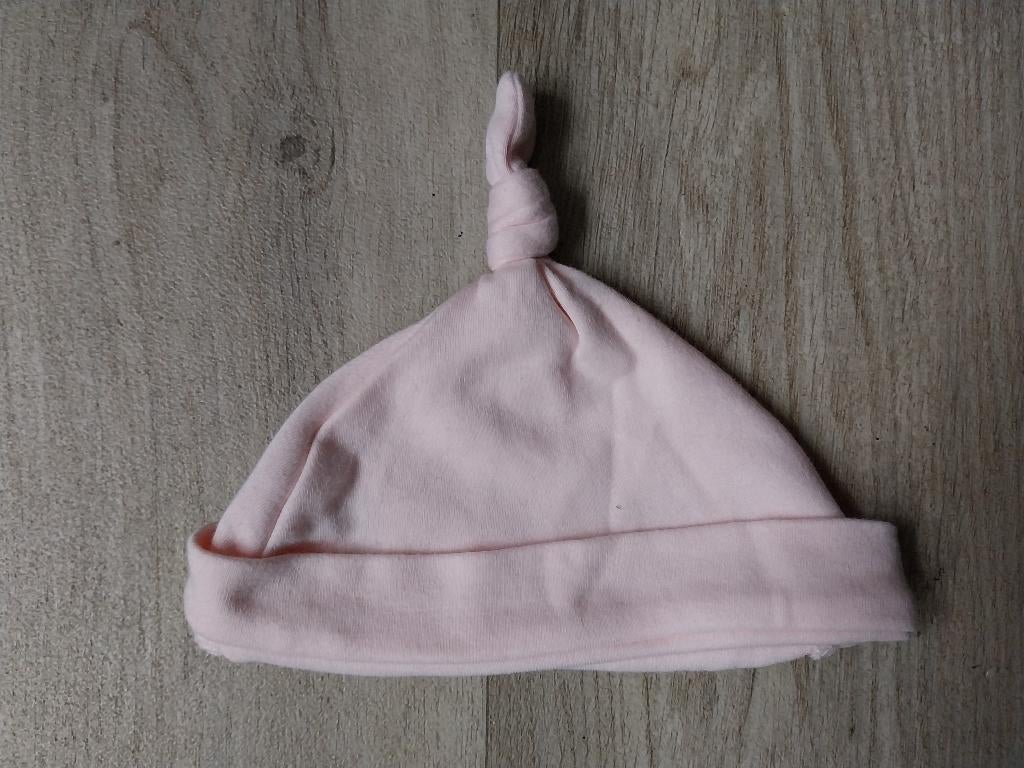 Lichtroze mutsje met koop 0-3 maanden, Kinderen en Baby's, Babykleding | Mutsen, Sjaals en Wanten, Ophalen of Verzenden, Gebruikt