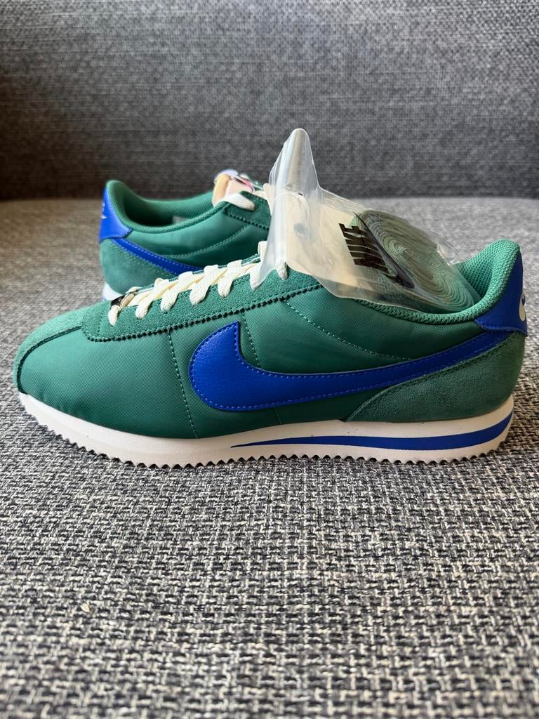 Nike Cortez - Maat 43 - Nieuw zonder doos, Overige kleuren, Nieuw, Ophalen of Verzenden, Sneakers of Gympen