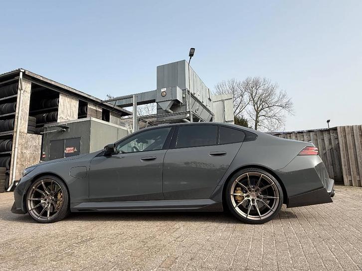 BMW M5 G90 / G99 M-performance sideskirts , full dry Carbon, Auto diversen, Tuning en Styling, Ophalen of Verzenden