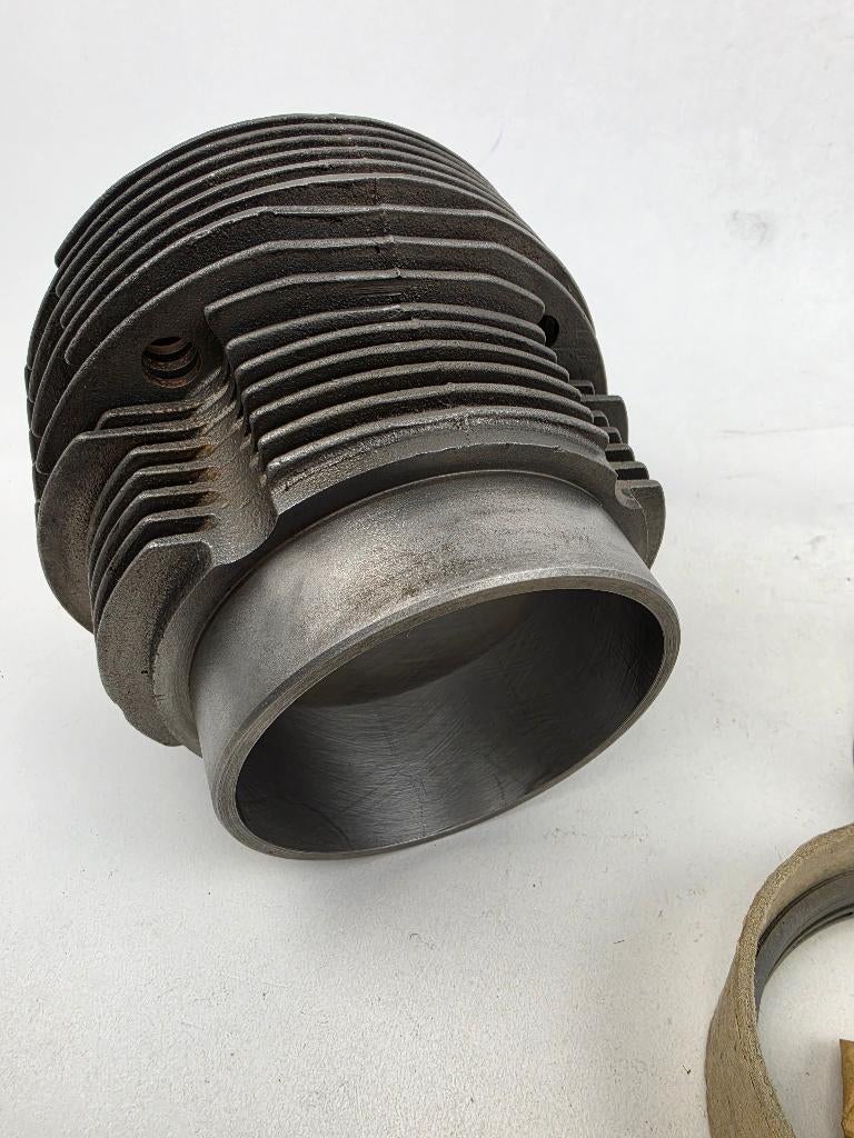 DAF 33 Cilinder / Zuiger set Nieuw Origineel, DAF, Info@bram-modelcars.nl, Nieuw, Ophalen of Verzenden