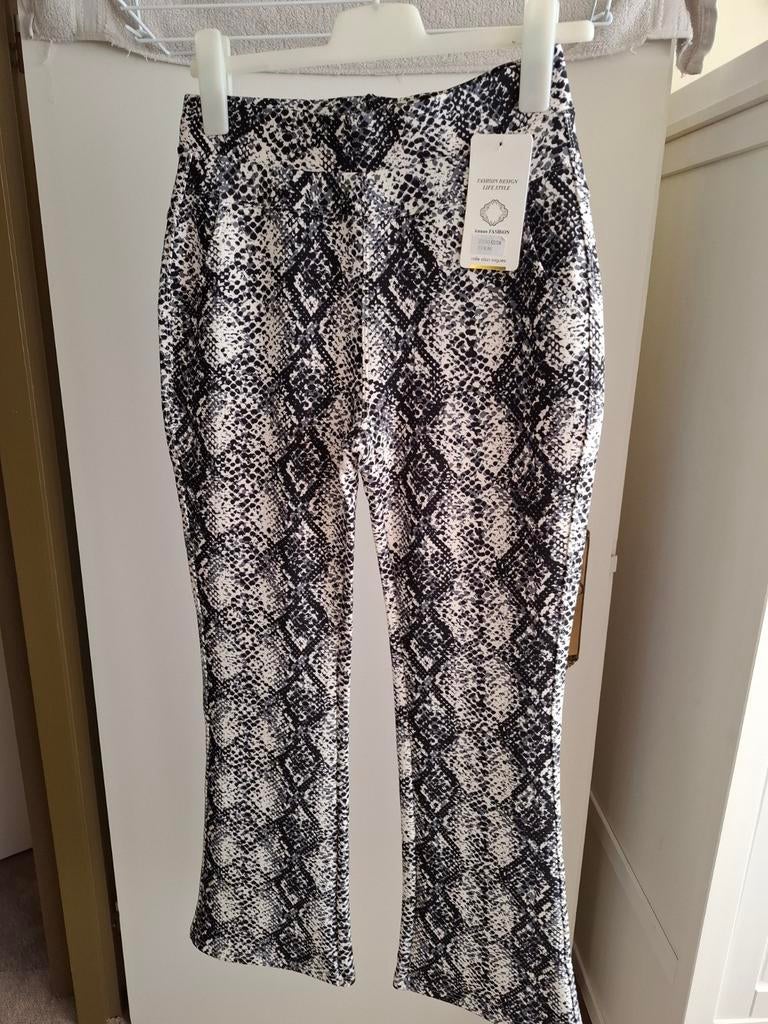 Dames broek   nieuw, Zwart, Maat 46/48 (XL) of groter, Ophalen of Verzenden, Zo goed als nieuw