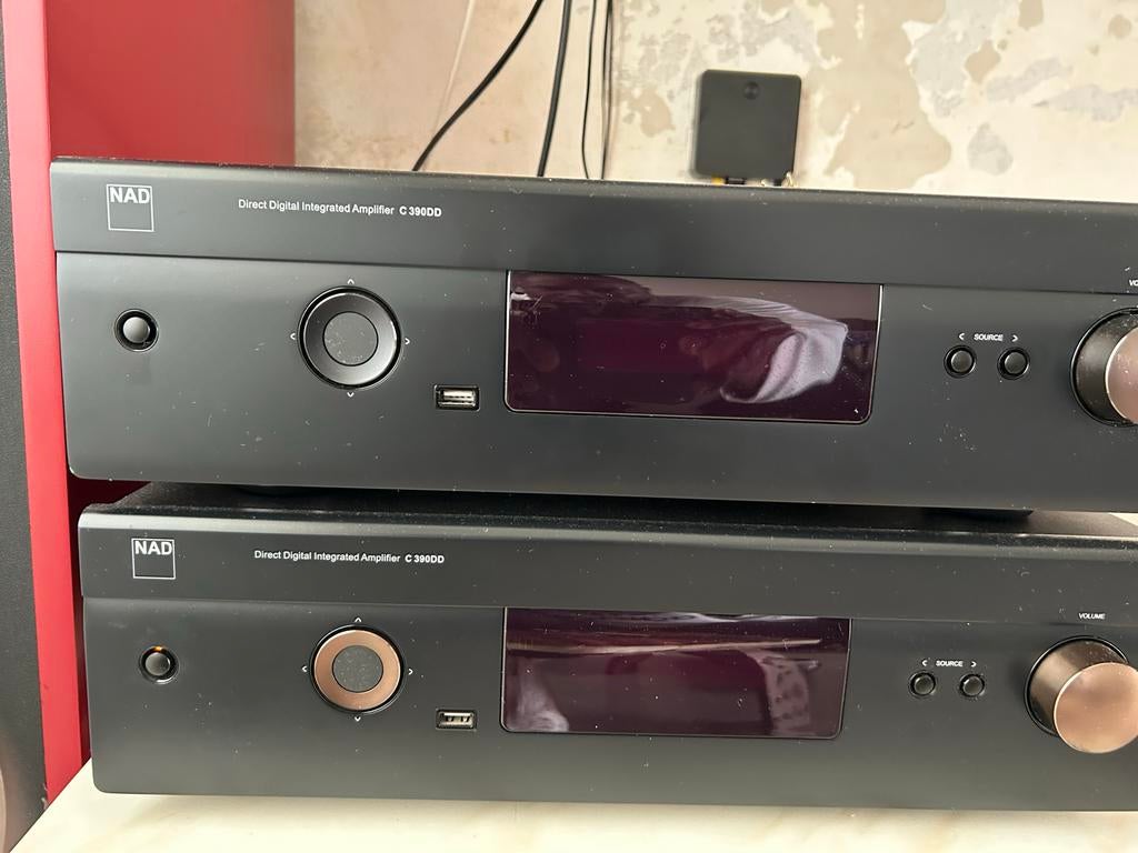 NAD C 390DD Direct Digital Integrated Versterker, Gebruikt, 120 watt of meer, Stereo, Ophalen