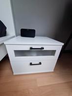 2 stuks nachtkastjes, Ophalen, Minder dan 50 cm, 1 of 2 laden, Minder dan 100 cm