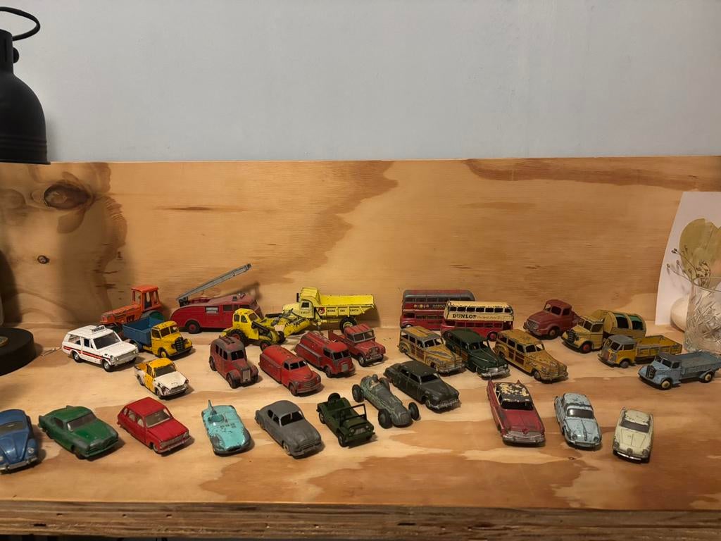 Dinky toys verzameling, 31 stuks, Hobby en Vrije tijd, Ophalen of Verzenden, Zo goed als nieuw, Auto, Dinky Toys
