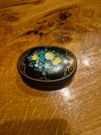 Vintage doosje met bloemmotief - 9 cm doorsnede, Ophalen, Minder dan 50 cm, Minder dan 50 cm