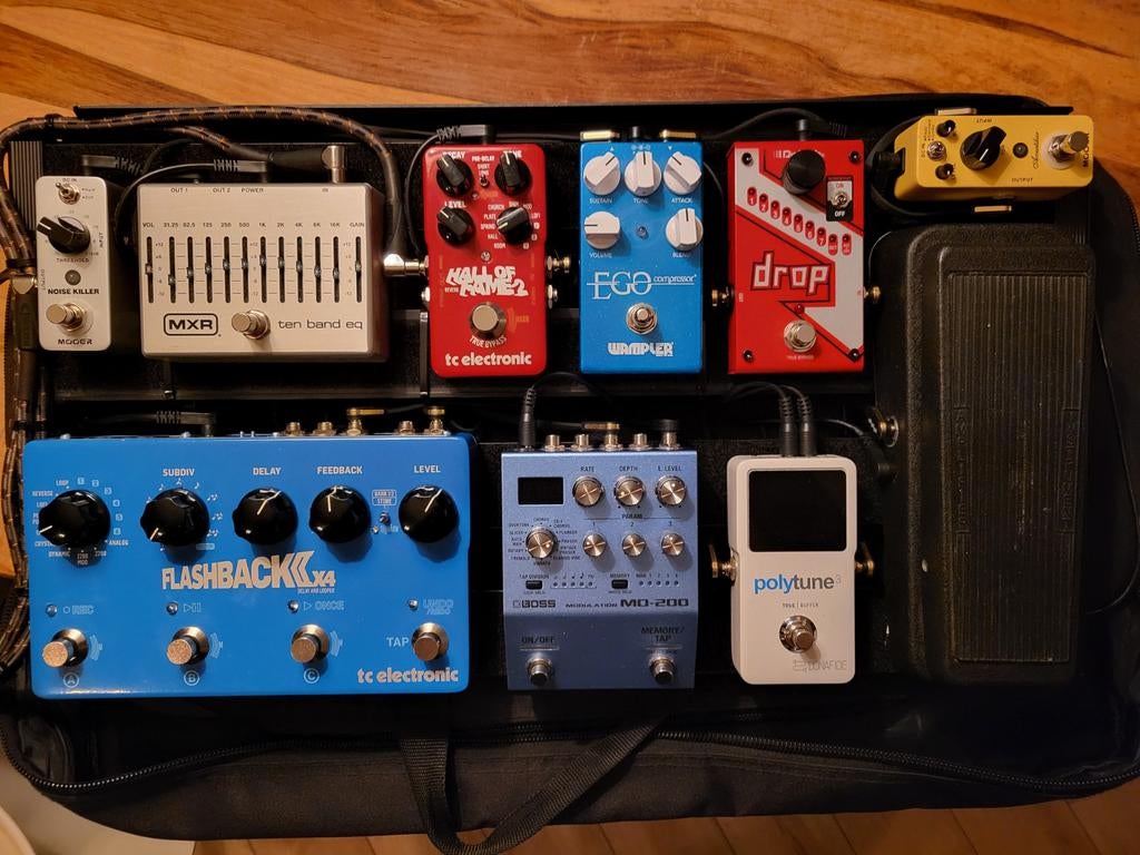 Compleet en hoogwaardig pedalboard, Ophalen, Zo goed als nieuw, Volume