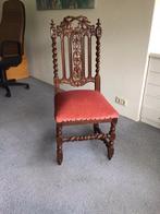 Antieke stoel met wol bekleding. Mechelse stoel., Ophalen