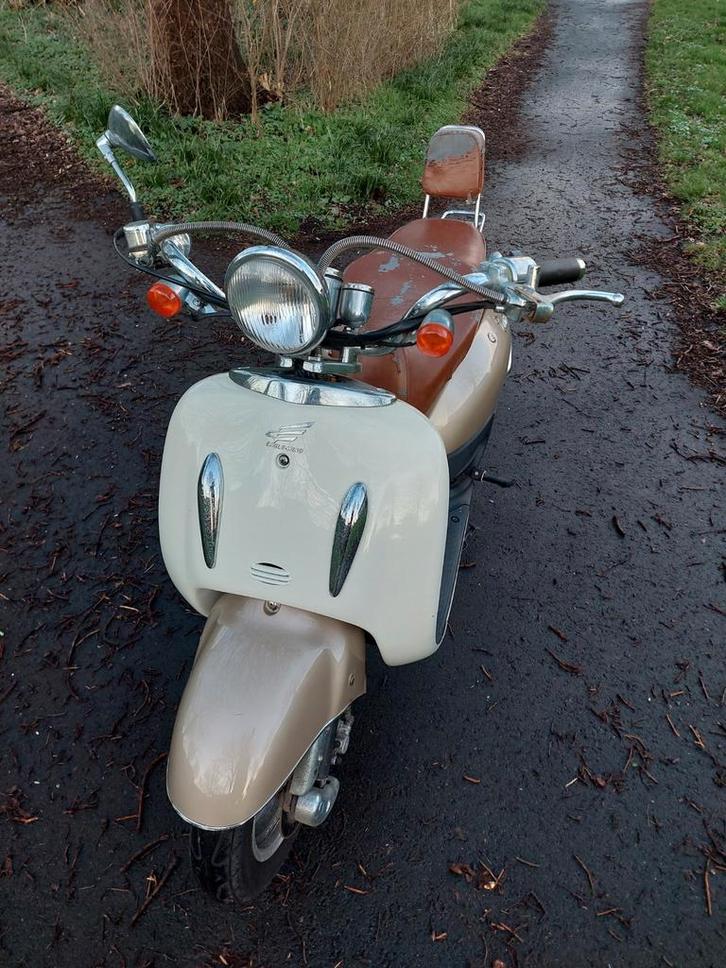 Benzhou 50 retro 2009., Verzamelen, Retro, Huis en Inrichting, Ophalen