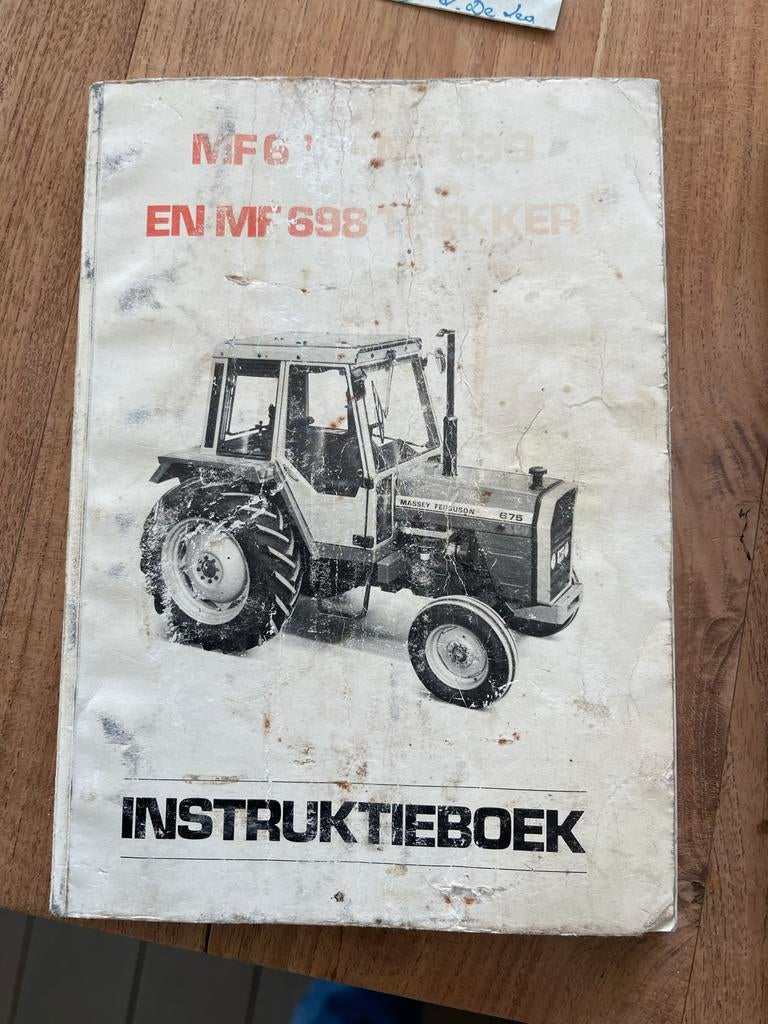 Massey Ferguson 675/690/698 Trekker Instructieboek, Ophalen of Verzenden, Gelezen, Overige onderwerpen