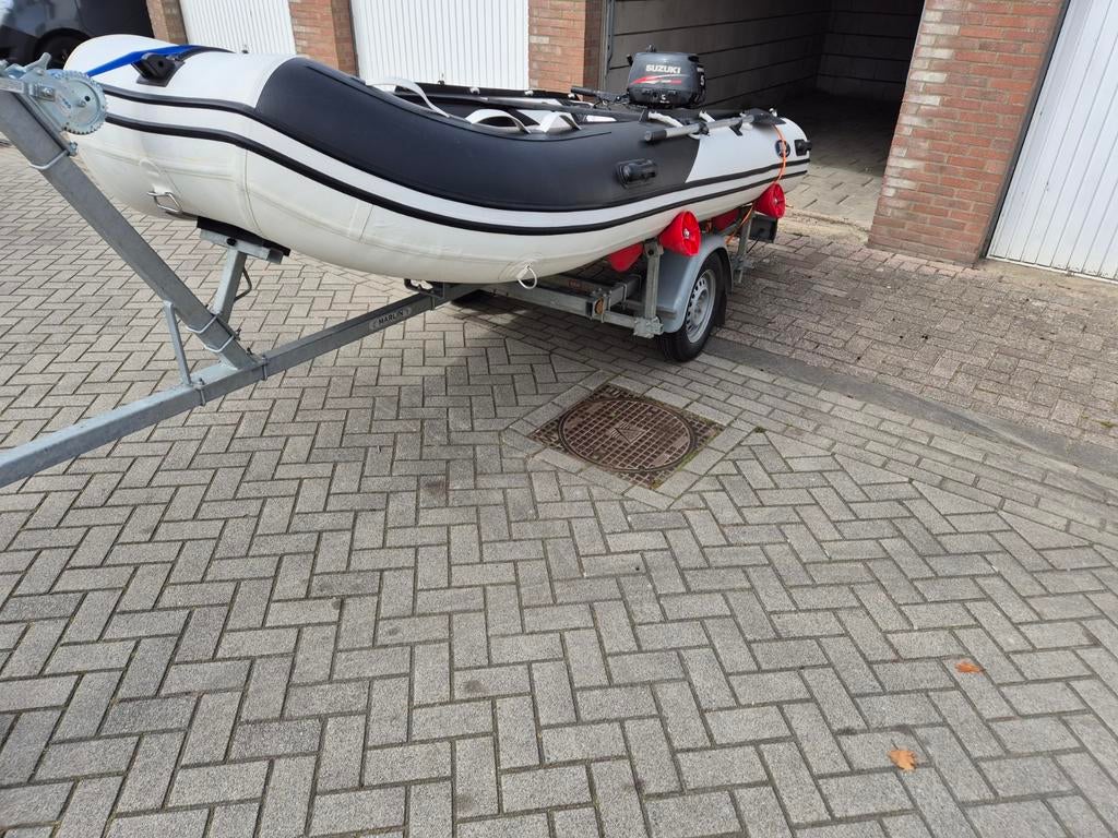 Hibo 390 met trailer en motor, Watersport en Boten, Rubberboten, Overige merken, Ophalen of Verzenden, Zo goed als nieuw, Benzine