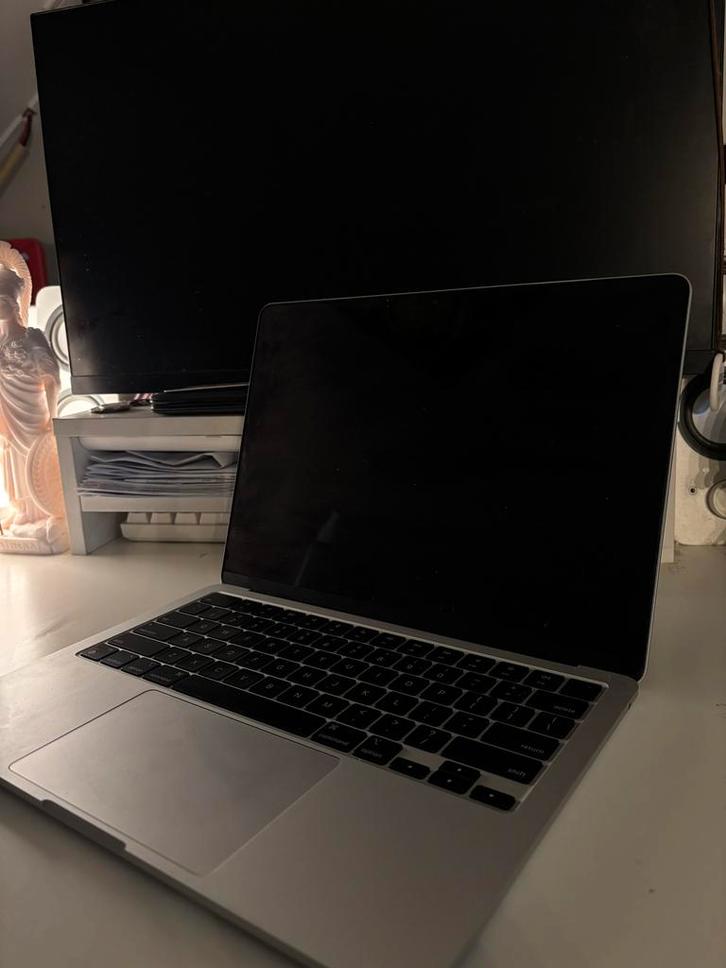 MacBook Air M2 (2024) - Nieuwstaat!, Computers en Software, Apple Macbooks, Zo goed als nieuw, MacBook Air, 13 inch, Onbekend