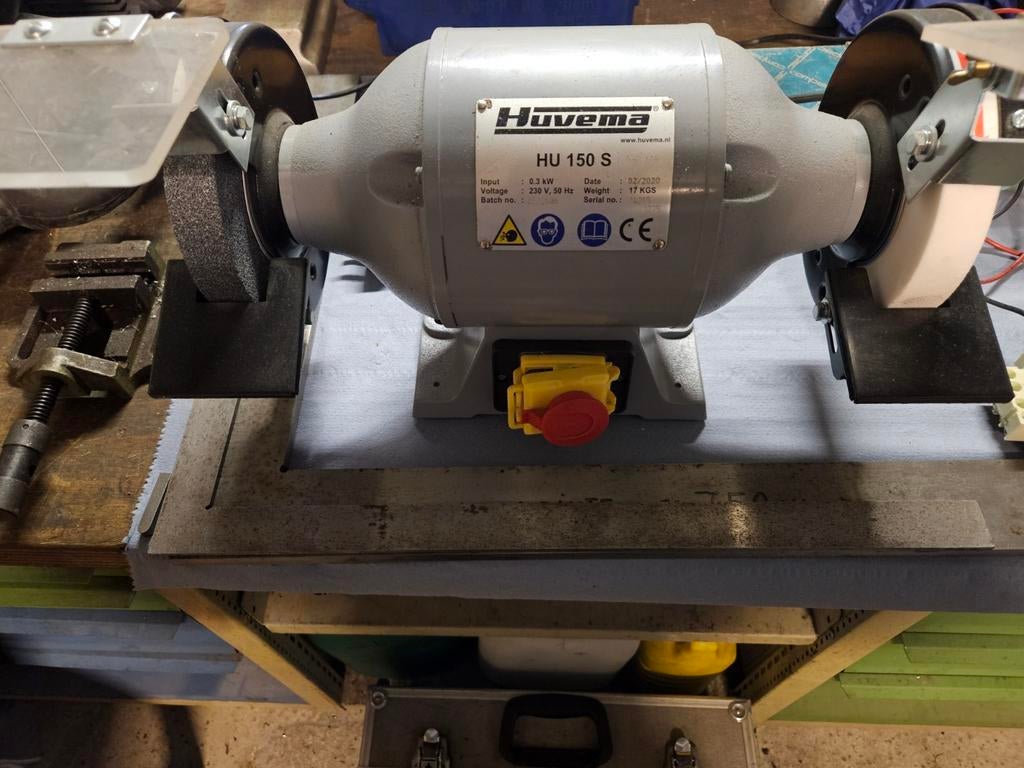 Slijpsteenmachine tafelmodel HU 150S, Ophalen, Nieuw, Minder dan 700 watt, Haakse handslijpmachine