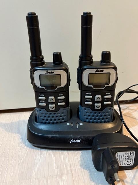 ALECTO FR60 Portofoon/ Walkie-Talkie set, Gebruikt, 5 tot 15 km, Ophalen of Verzenden, Portofoon of Walkie-talkie