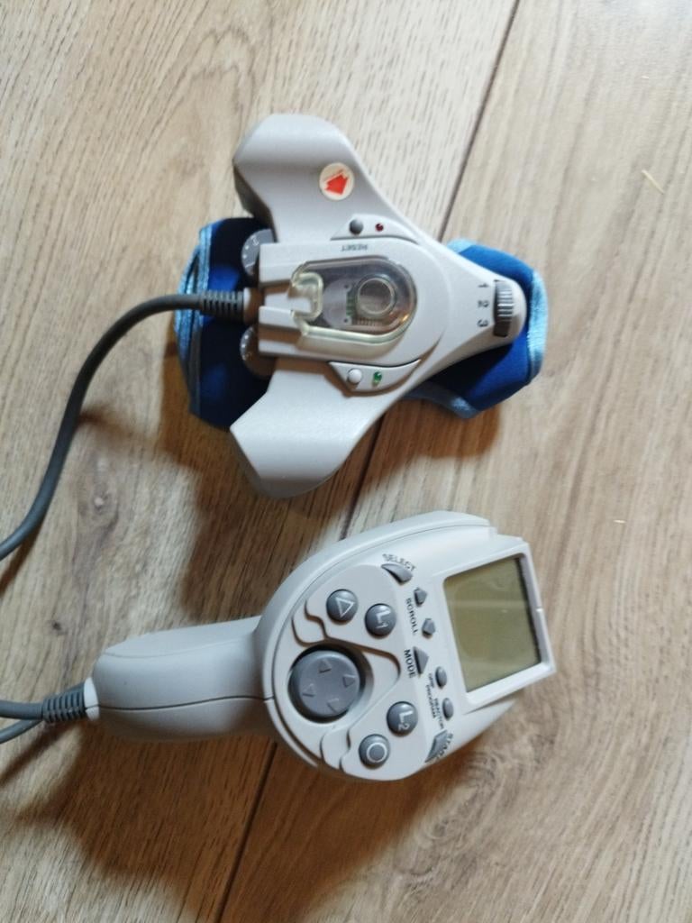 Gamester Evolution Motion Sensitive Controller, Spelcomputers en Games, Spelcomputers | Sega, Verzenden, Zo goed als nieuw, Met 1 controller