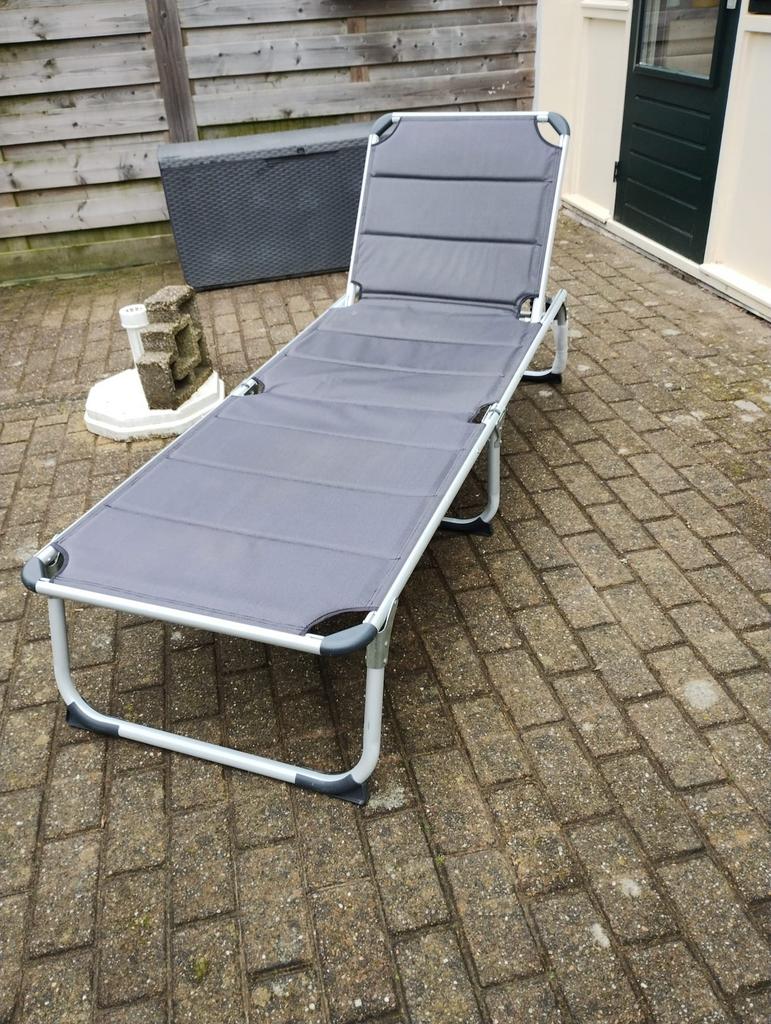 Ligbed, Tuin en Terras, Ophalen of Verzenden, Zo goed als nieuw, Aluminium