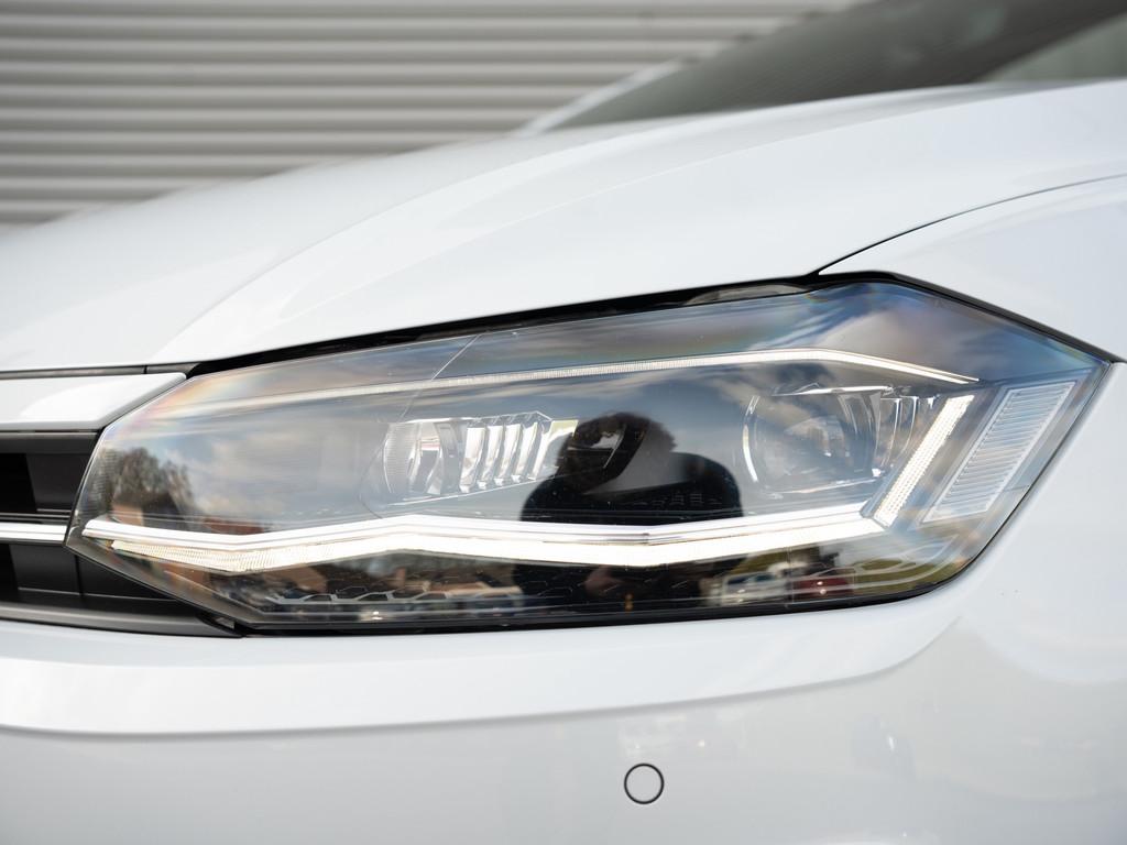 Volkswagen Polo 1.0 TSI Highline Pano Beats Camera Keyless V, Stof, Gebruikt, Zwart, 95 pk