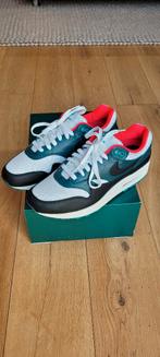 Nike Air Max 1 LeBron James Liverpool F.C. Maat 42 nieuw, Overige kleuren, Nike, Nieuw, Ophalen of Verzenden