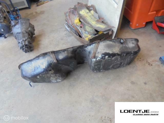 Benzinetank BMW e30 60 liter, grote versie 325i 320i etc, Gebruikt, Ophalen of Verzenden, BMW, BMW