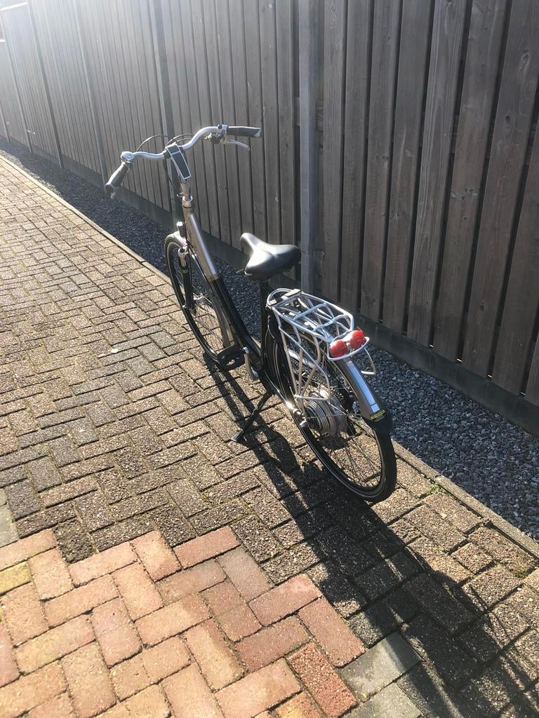Batavus, Fietsen en Brommers, Ophalen, Versnellingen, Batavus, Trommelrem