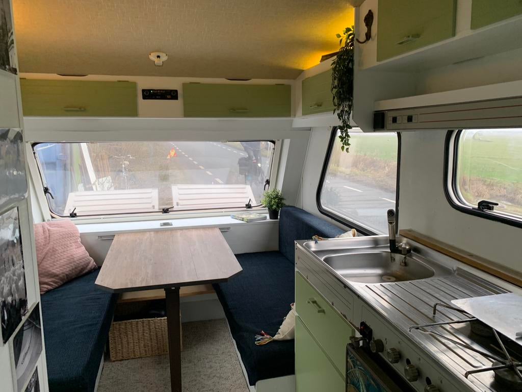 KIP caravan, Caravans en Kamperen, Kip, Omvormbare zithoek, Treinzit, Particulier
