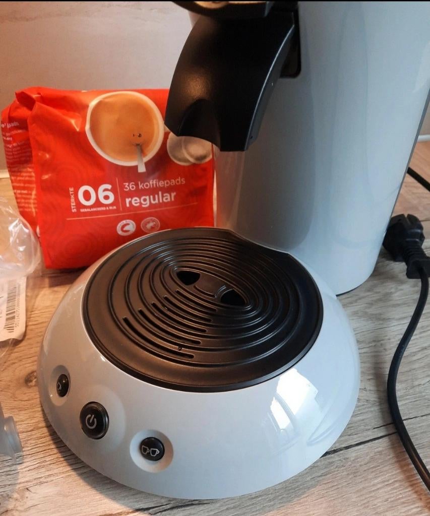 Senseo Grijs met Extra Waterreservoir, Witgoed en Apparatuur, Koffiezetapparaten, Gebruikt, Koffiemachine, Ophalen of Verzenden