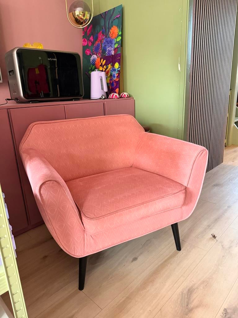 Roze fauteuil Woood Rocco, Huis en Inrichting, Ophalen, Zo goed als nieuw, Stof, 75 tot 100 cm