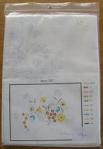 Vintage rond tafelkleed om te borduren, Ophalen of Verzenden, Nieuw, Handborduren, Onderdeel of Toebehoren