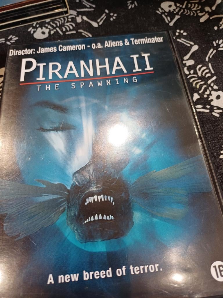 Piranha 2, Alle leeftijden, Ophalen of Verzenden, Zo goed als nieuw, Overige genres