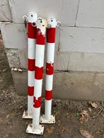 3 stuks stalen afzetpaaltjes rood/wit, Ophalen, Gebruikt