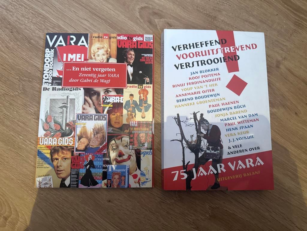VARA Boeken: 75 Jaar VARA & En niet vergeten, Ophalen of Verzenden, Zo goed als nieuw, Overige typen