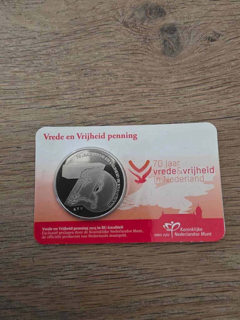 Vrede en Vrijheid penning 70 jaar 1945-2015, Postzegels en Munten, Munten | Nederland, Ophalen, Koningin Beatrix, Overige waardes