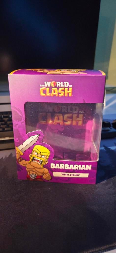 The WORLD of CLASH x YOUTOOZ, Ophalen of Verzenden, Gebruikt