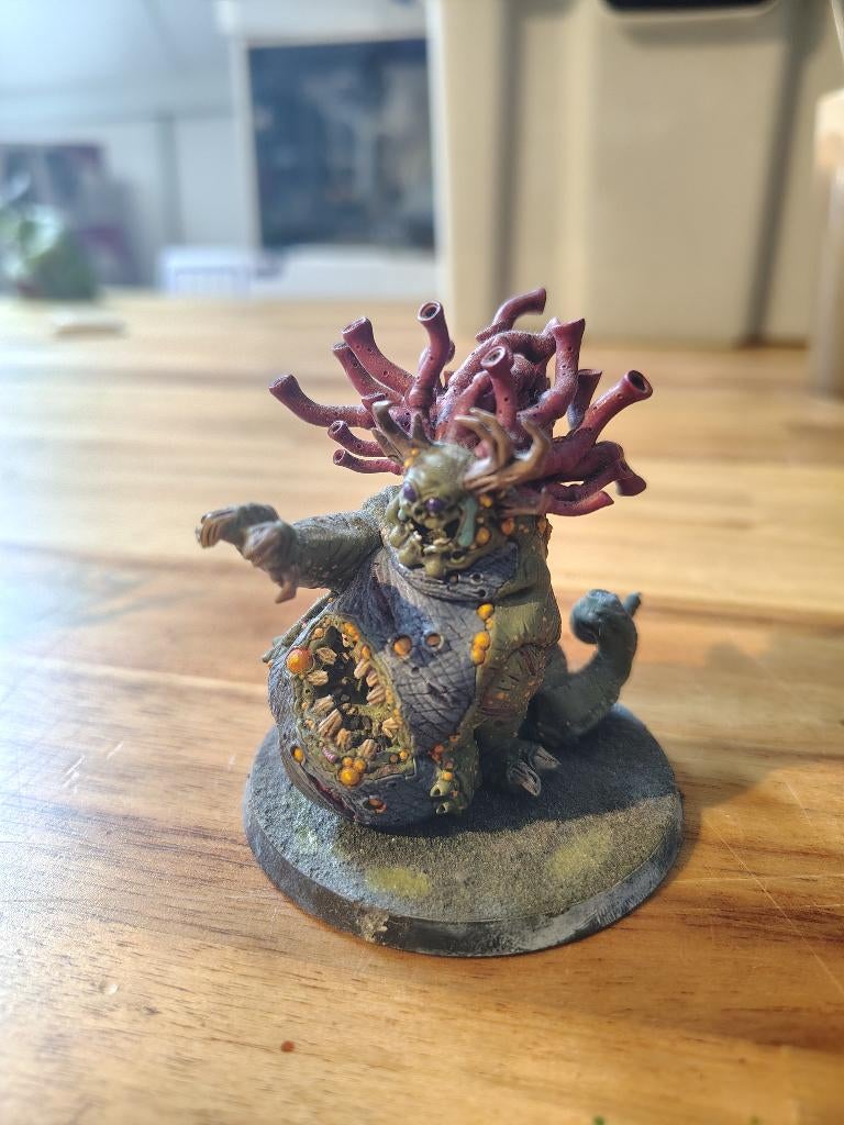 warhammer 40k/aos beast of nurgle 1, Figuurtje(s), Warhammer, Ophalen of Verzenden, Zo goed als nieuw