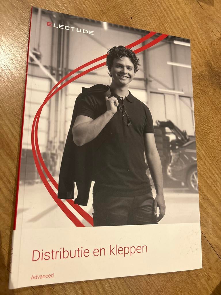 Electude Classroom Distributie en kleppen Advanced, Ophalen of Verzenden, Zo goed als nieuw, Autotechniek