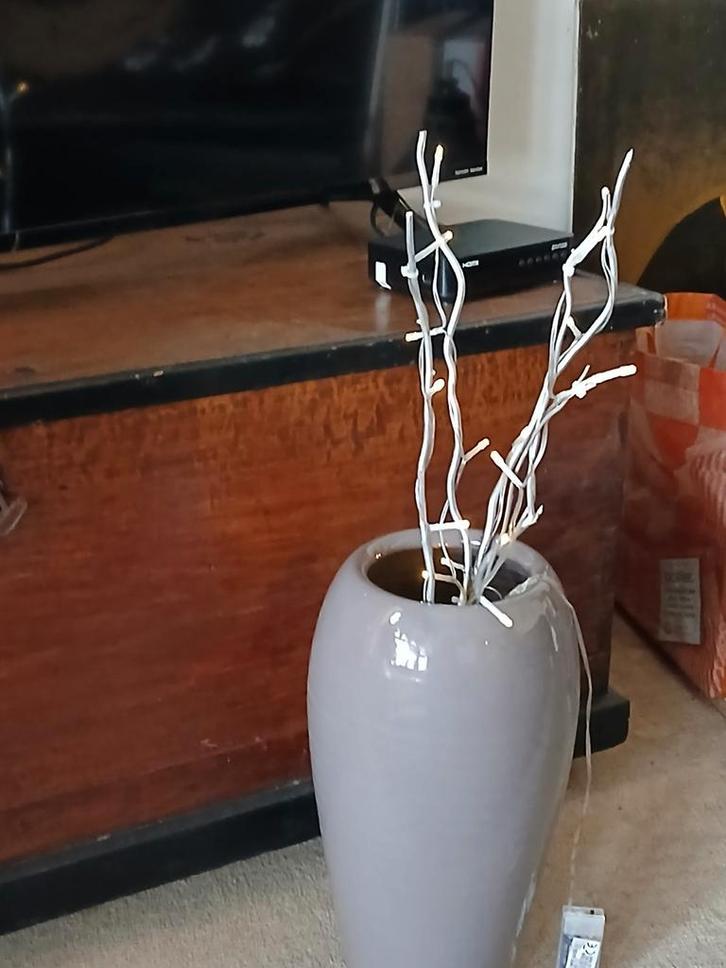 2 grote decoratieve vazen met verlichting, Huis en Inrichting, Woonaccessoires | Vazen, Zo goed als nieuw, Overige kleuren, Minder dan 50 cm